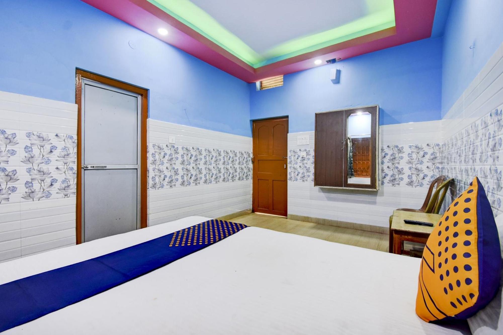 Spot On Sankhabela Guest House 迪卡 外观 照片